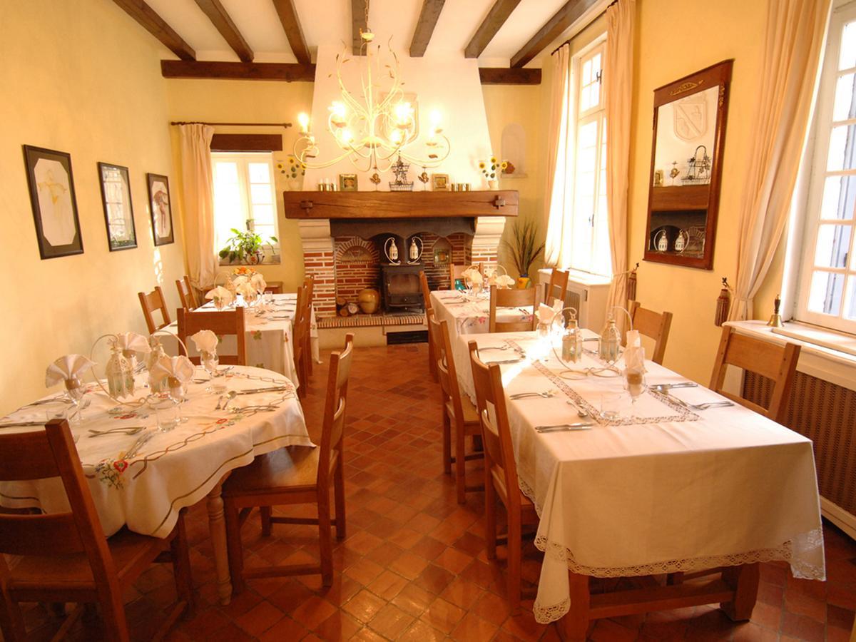 Chateau Du Puits Es Pratx Ginestas Habitación foto